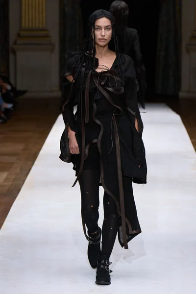 Look 29